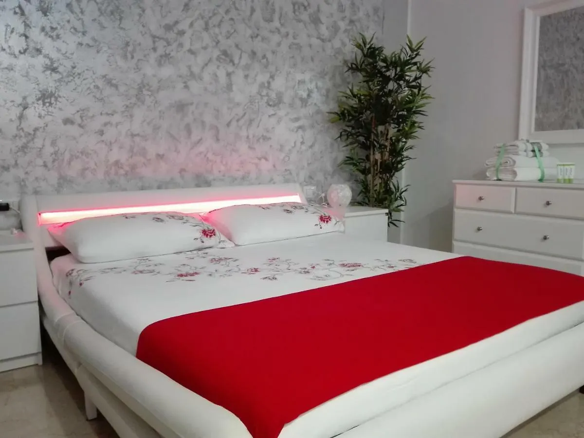 Appartamento Mecenate Cozy Flat Milano 0*,  Italia