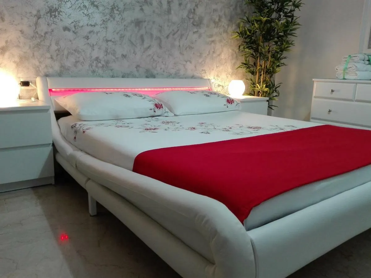 밀라노 Mecenate Cozy Flat 아파트 0*,