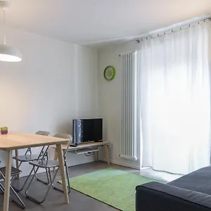 Palermo Flexyrent , Milano Italia